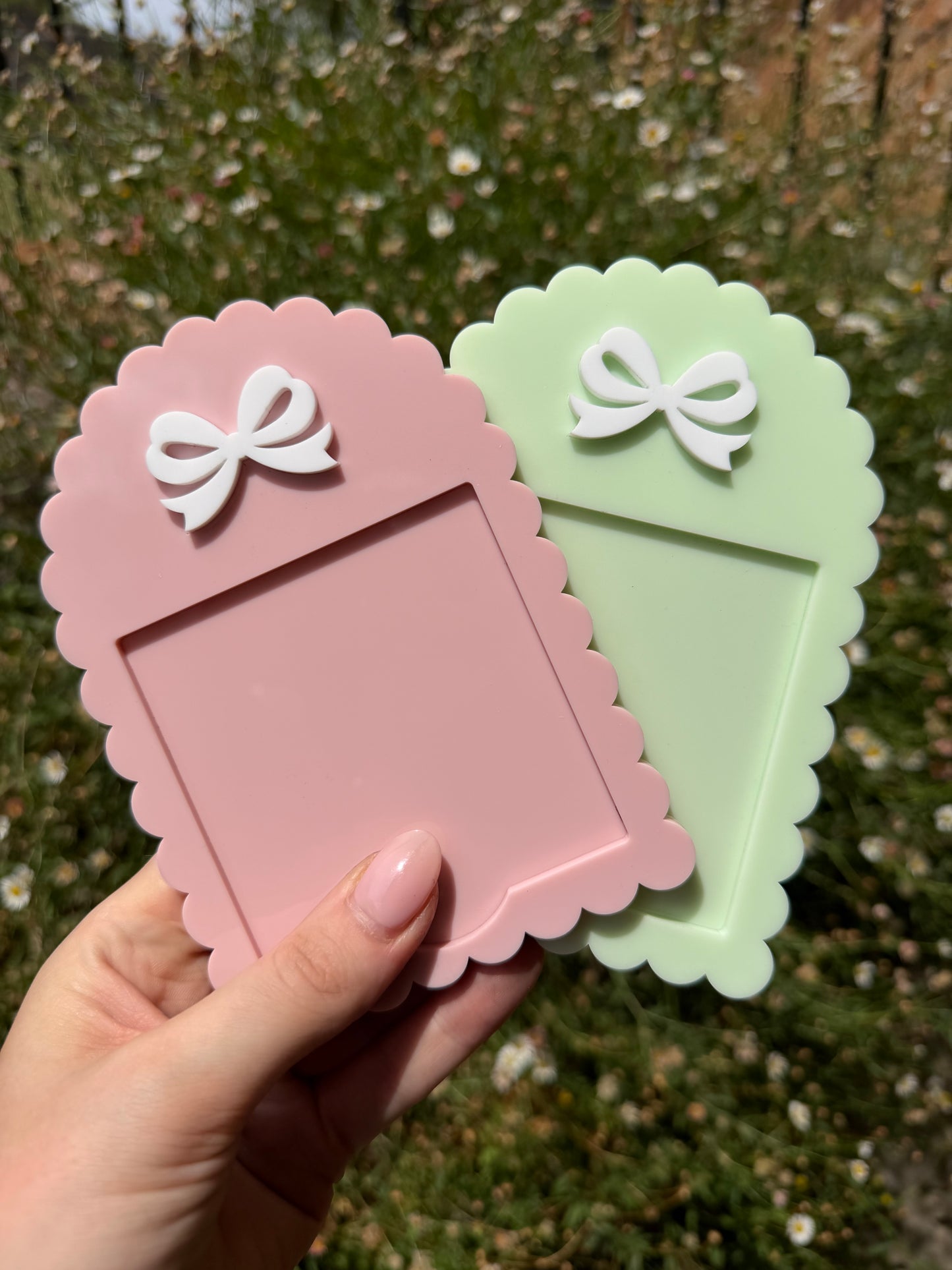 Sticky note holder
