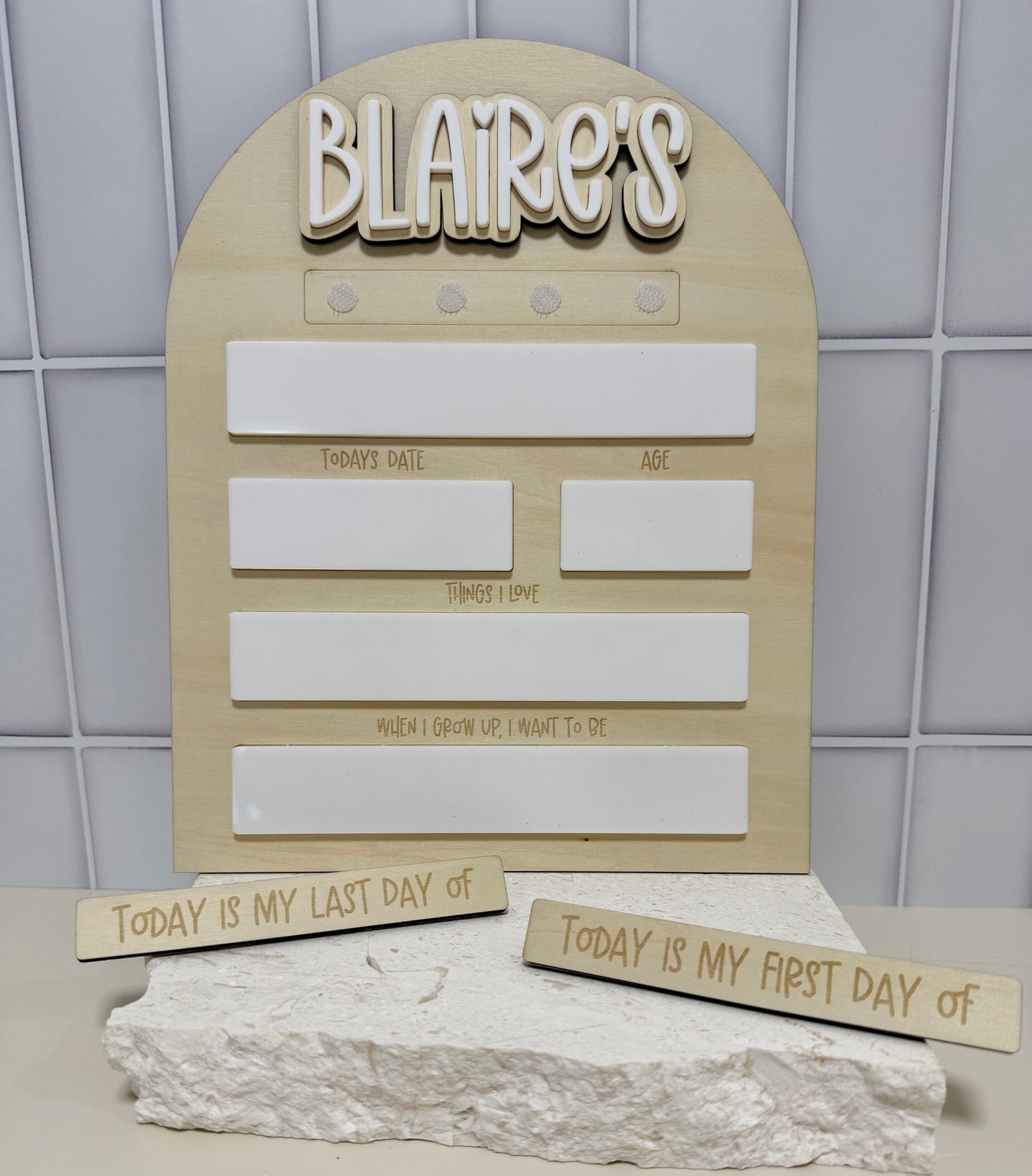 First/last day boards