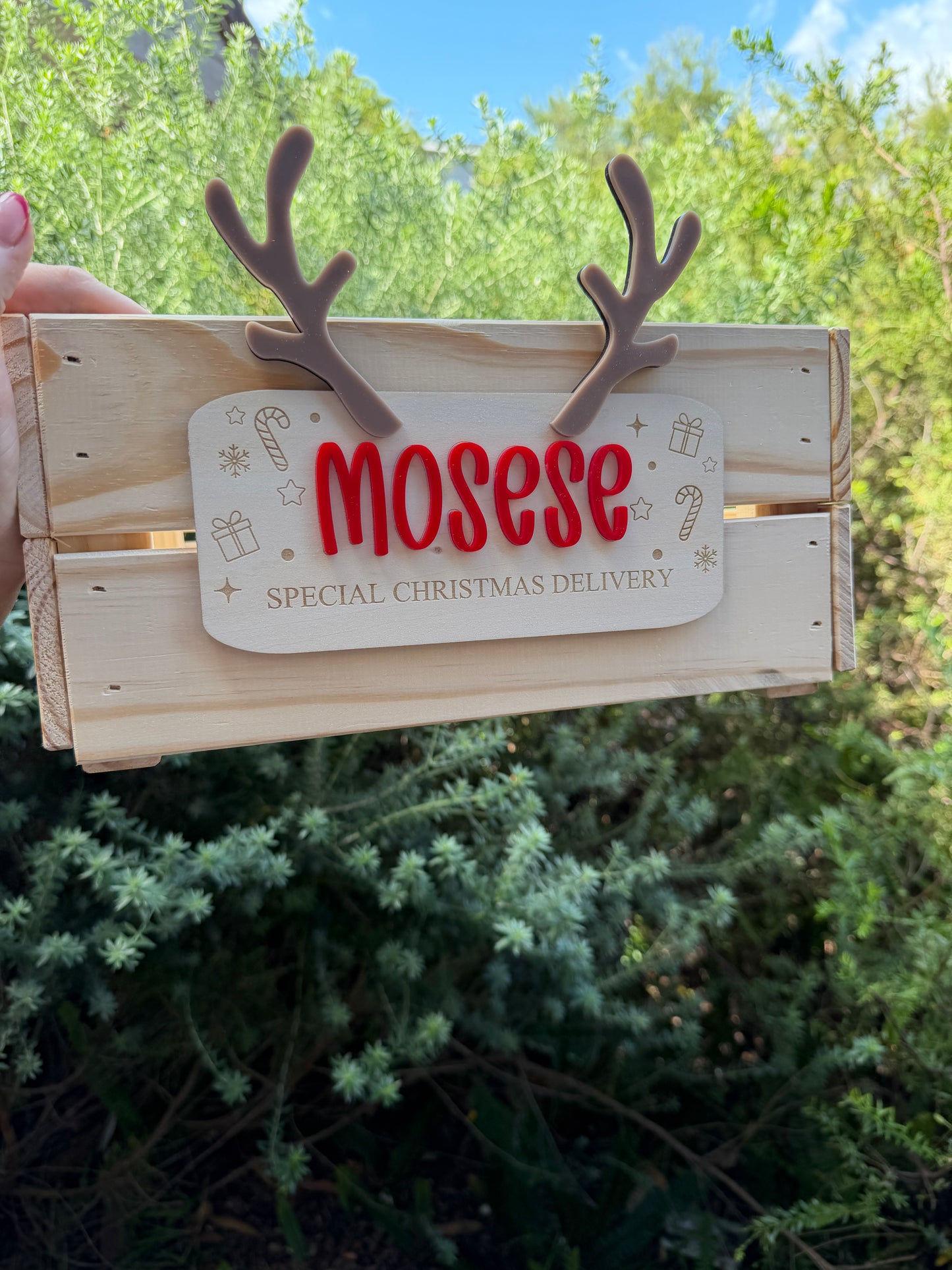 Crate + Crate Plaque